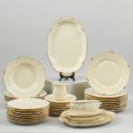 469841 Dinner set